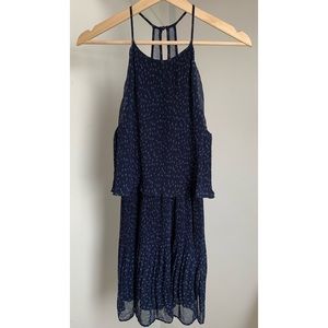 Dolce Vita • M • Pleated Navy Star Print Tiered Dress